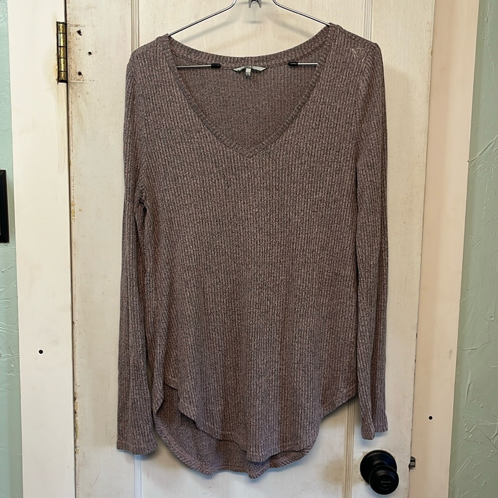 BKE Size small sweater